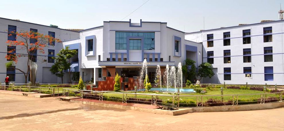 Chattisgarh Dental College & Research Institute, Rajnandgaon